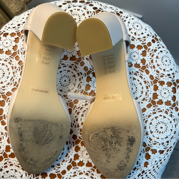 Le Chateau Nude Ankle Strap Heels - Picture 5 of 8